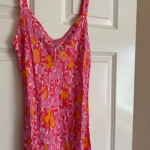 Gwyneth V-neck cupro-blend slip dress in pink limone print - Picture 5 of 9